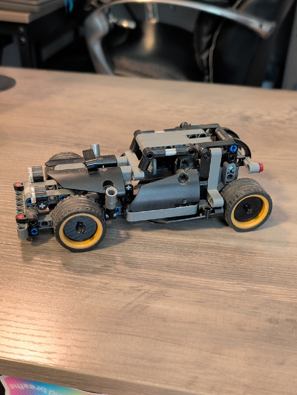 Lego Technic Model Race set 42046 Getaway Racer With Pullback Motor